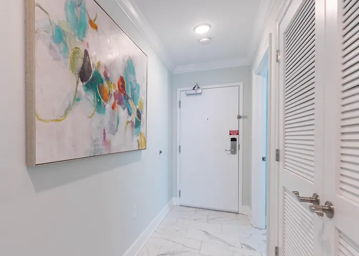 Phoenix Gulf Tower 1604 Apartment *