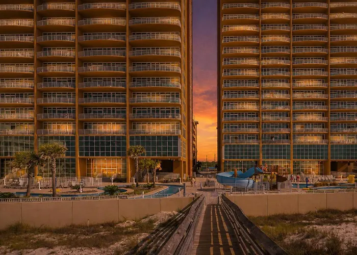 Phoenix Gulf Tower 1604 Apartment *