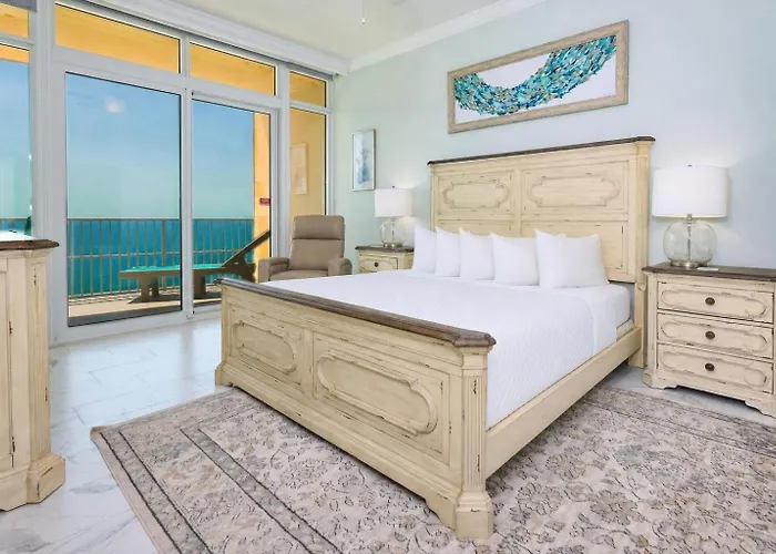 Phoenix Gulf Tower 1604 Apartment